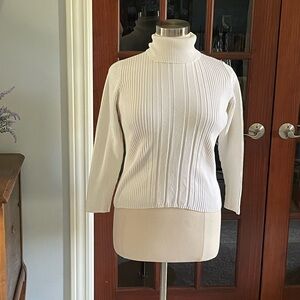 Women’s Plus Size Sweater